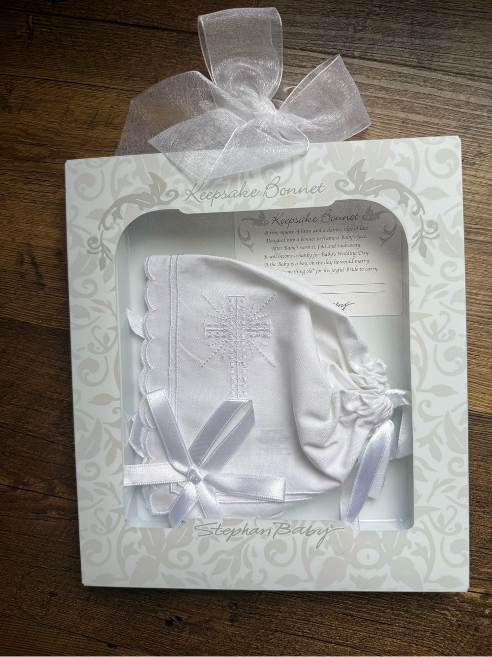 KEEPSAKE the Label White Embroidered Cross Bonnet